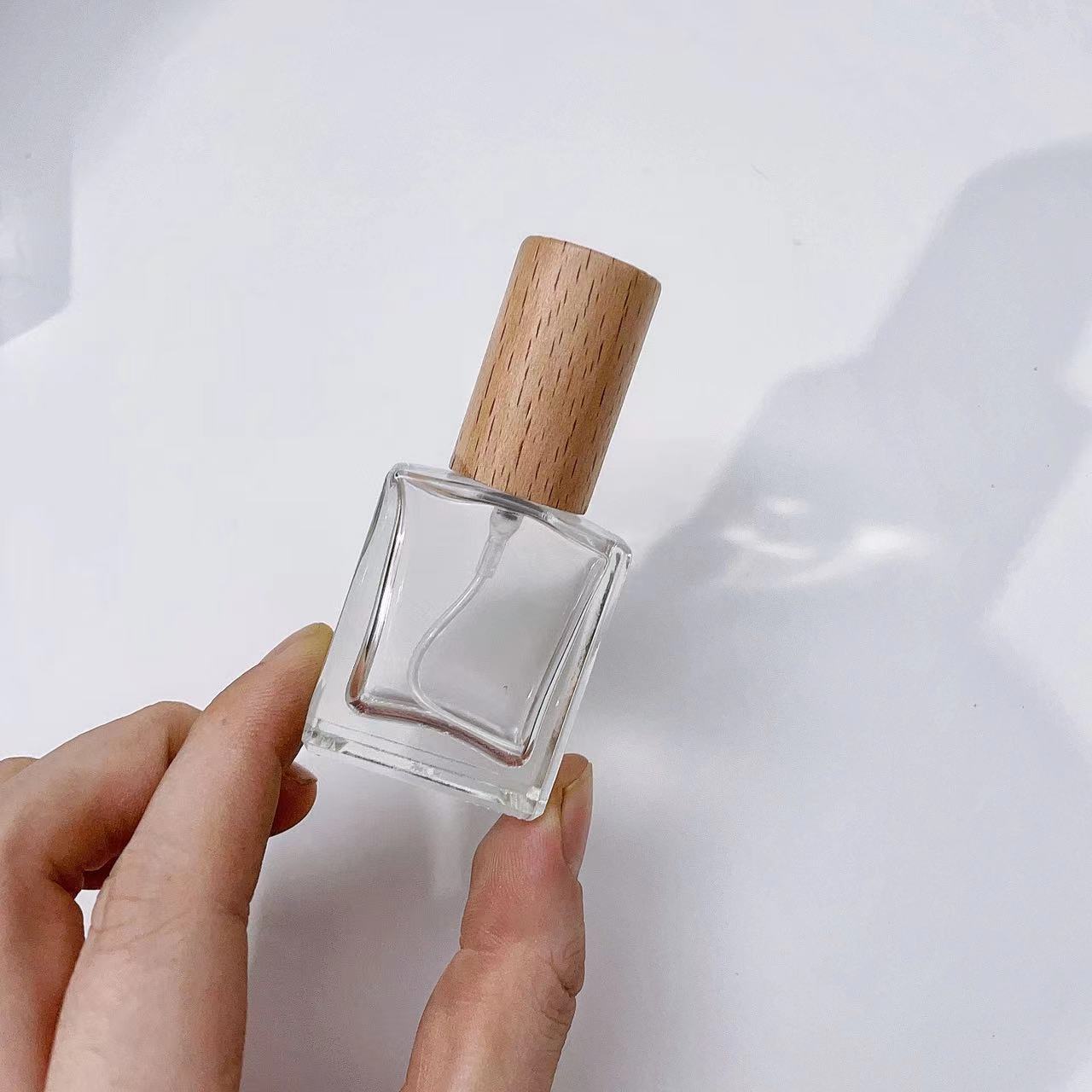 10ml Transparent Thick Glass P - Perfume Quotes recension och pris